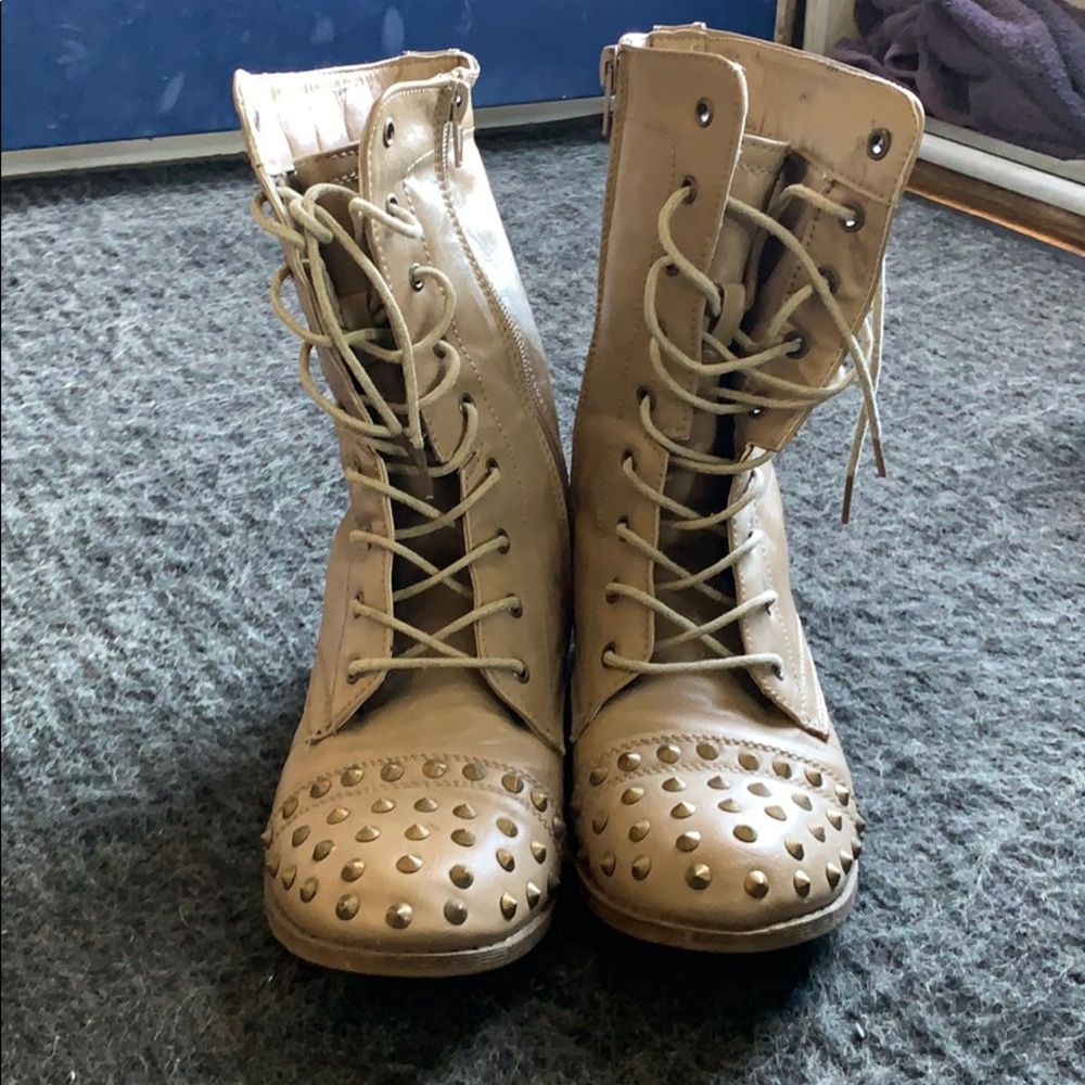 Combat boots with studs